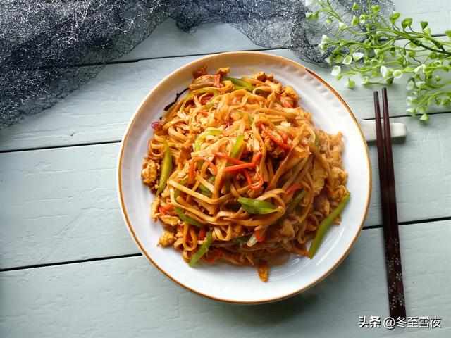 挂面怎么做好吃，挂面怎么煮简单又好吃什么都不放（教你这个做法）