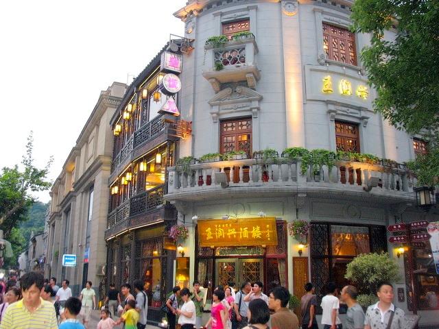 杭州必去的景点，杭州旅游必去景点推荐（杭州旅游十大必去打卡景点）