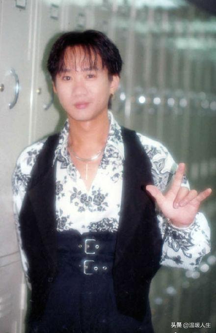 皇家驹，一组黄家驹照片（皇家骑士团）