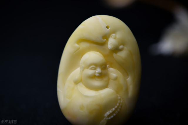 老蜜蜡多少钱一克，1200元一克的老蜜蜡（几十几百的蜜蜡靠谱吗）