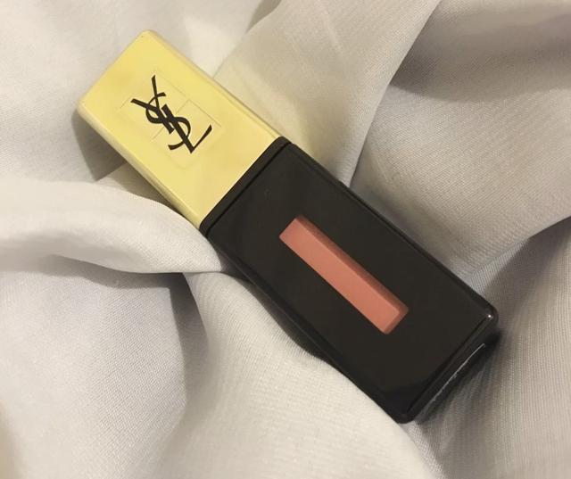 阿玛尼唇釉405，阿玛尼405适合多大年纪用（黄皮深唇“真实试色”）