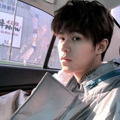 亲亲子衿子衿网名，亲亲子衿子衿（成熟快手昵称大全两个字网名男生魅力有范）