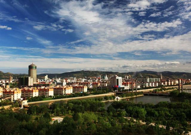 范保强（范宝强），打造西安商业地产领域龙头企业（范坚强是谁）