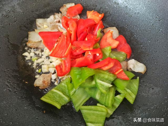 豆腐配什么菜好吃，豆腐和其他菜搭配做法（教你5种不同做法）