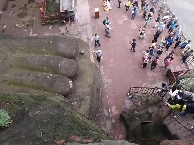 乐山大佛在哪，乐山大佛在哪里哪个省哪个市（四川乐山大佛）