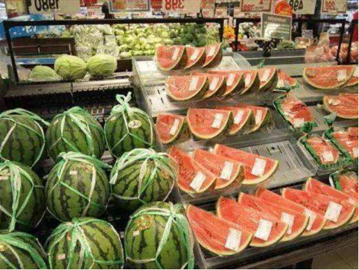 日本西瓜为什么贵，日本西瓜这么贵为什么不进口（日本西瓜卖得这么贵）