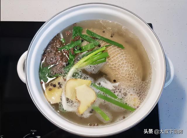 卤牛肚制作方法，大叔教你自制卤包