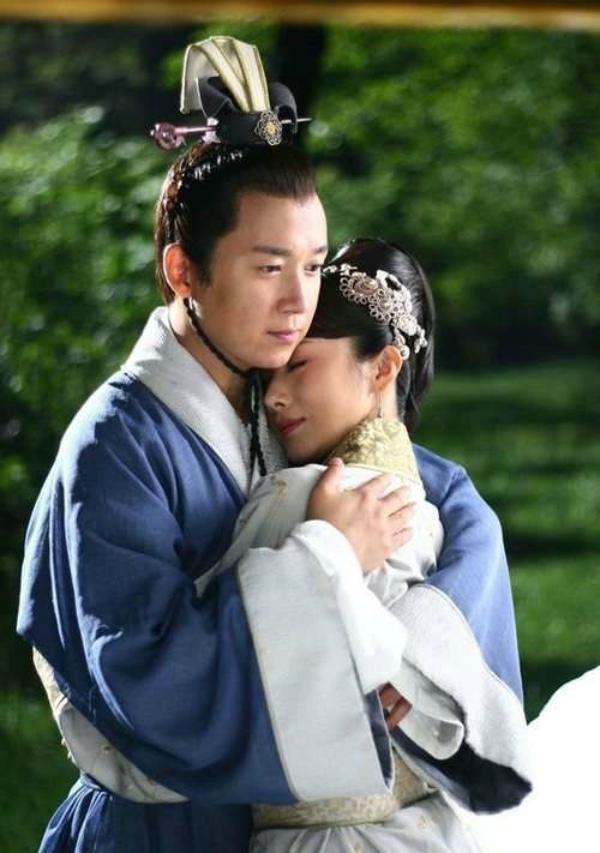 为什么孔雀东南飞，孔雀为什么东南飞（还在纠结孔雀为什么要向东南飞）