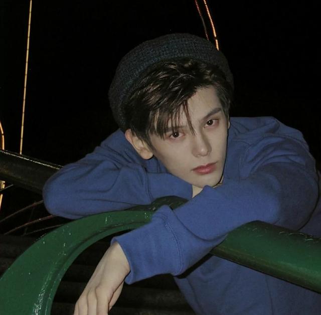 超丧男生头像微信，超丧男生头像（每日一更之臭弟弟头像日系韩系男头像丧）