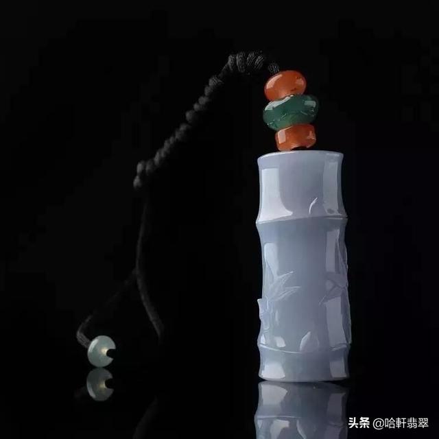 玉坠配什么链子好，绿色玉坠配什么链子好（原来张继科佩戴的冷门翡翠是它）