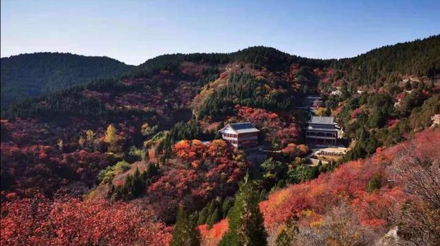 厦门青龙山溶洞，厦门秋天的白云洞