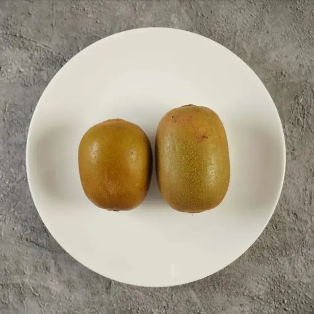 桃子热量高吗，这些水果，热量比肉还高（减肥晚上吃桃子热量高吗）