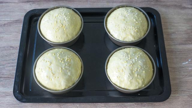 汉堡胚子做法和配方，新手也能轻松出手套膜