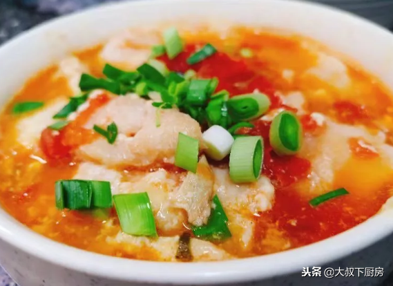 巴沙鱼怎么做好吃又滑又嫩，大叔炖的番茄巴沙鱼