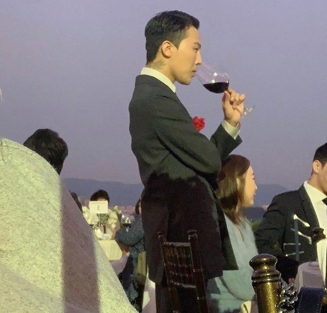 精选权志龙高清图片    权世界只有·GD，权志龙全部图片（说明入伍这几年他还没忘记老本行）