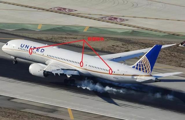 网上值机选座位，在自助机上怎样选择飞机座位（手把手教你值机选座如何才能完美地避开面壁座位）