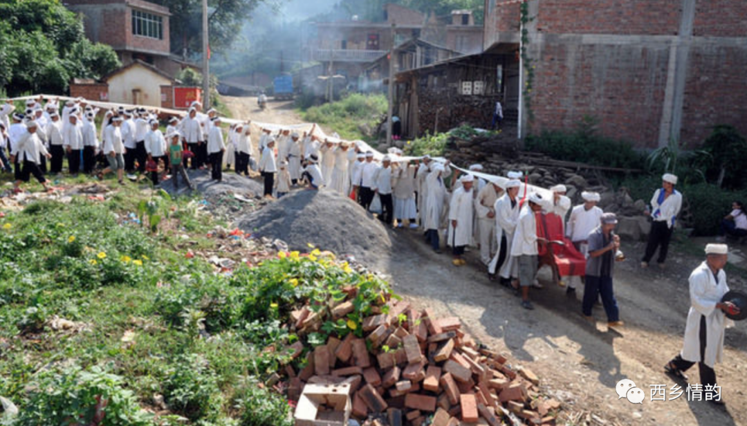西乡冰柜家电维修点 西乡的治丧习俗