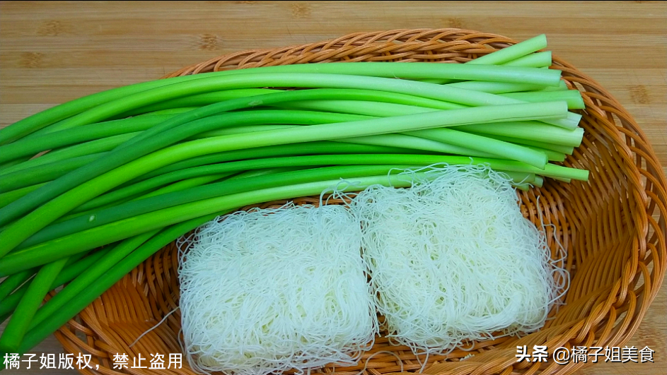 圖片[3]-【手撕蒜苔】做法步驟圖 簡單美味 好吃下飯不油膩-起舞食譜網(wǎng)