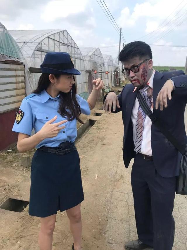说唱歌手是raper还是rapper，raper和rapper的区别是什么（被rapper咬了的话就会变成rapper）