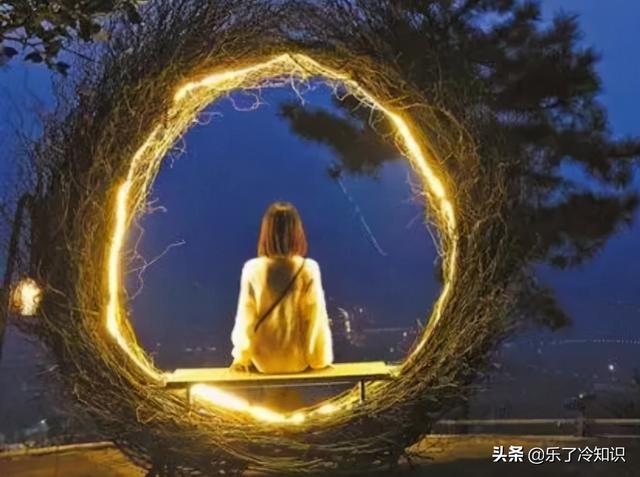 眰恦是什么意思，含义是什么（重名率很低的网名）