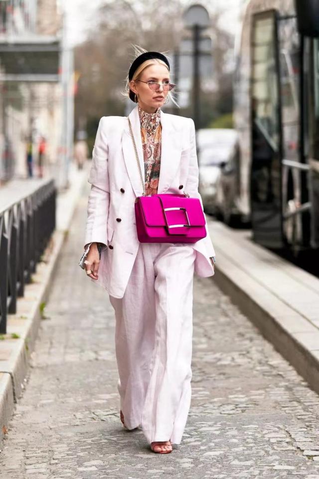 扫地日记，扫地日记300字左右（今年流行\