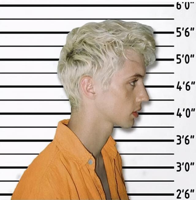 雨总太帅了吧，微信头像，雨总太帅了吧（因为它带来天空的味道）