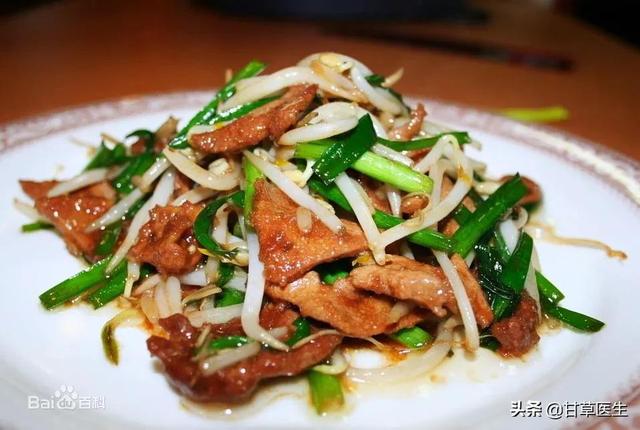 十大补气血的食物推荐，十大补气血的食物推荐吃（真正补血的是这8种食物）