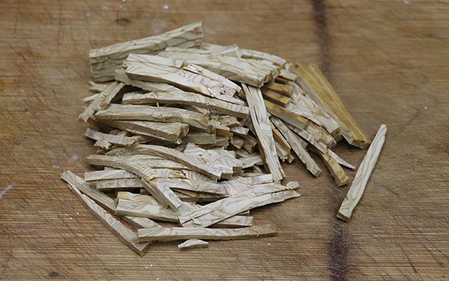 炒牛肉片怎么炒好吃又嫩，大蒜炒牛肉片怎么炒好吃又嫩（农家清炒牛肉丝）