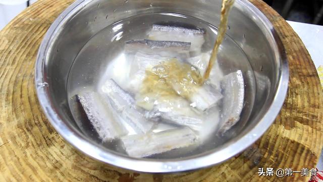 带鱼怎么做好吃，带鱼怎么做好吃又简单视频（做带鱼想要好吃有技巧）