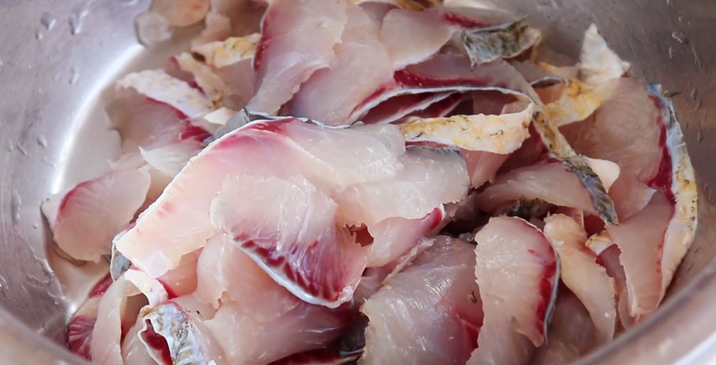 圖片[2]-【酸菜魚】做法步驟圖 詳解配料做法 嫩滑爽口特下飯-起舞食譜網(wǎng)