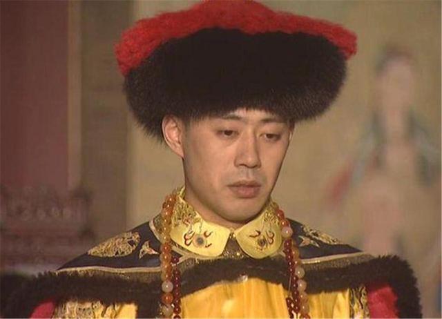 正黄旗和镶黄旗的区别在哪里，正黄旗和镶黄旗的区别图片（清朝时期走出了哪些历史名人）