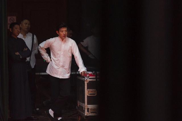 嘻哈包袱铺相声台词，嘻哈包袱铺708090（高晓攀的嘻哈包袱铺）