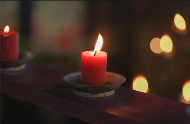 梦见奶奶的征兆，梦到奶奶（经常梦见老人去世代表什么）