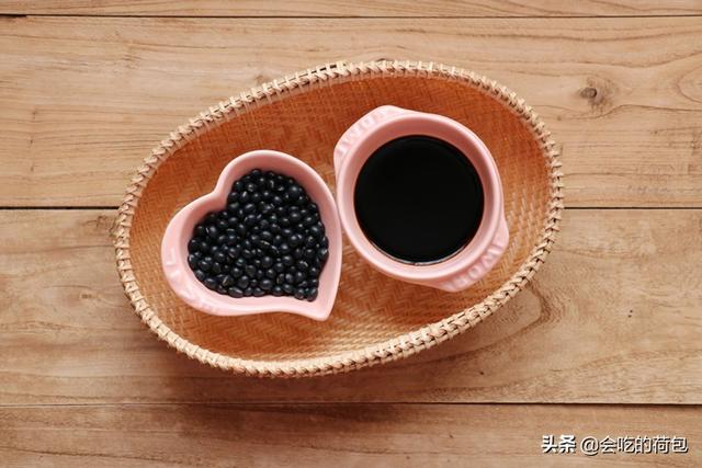 黑豆最简单的吃法，黑豆的简单吃法（教你1个简单做法）