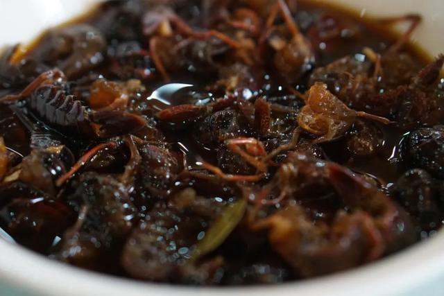 小龙虾哪里可以吃，小龙虾哪些部位可以吃（中国人吃小龙虾地图）