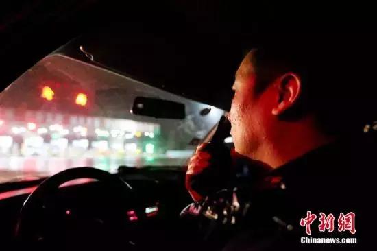 雷霆扫毒人物关系，3000多警力围剿“毒村”