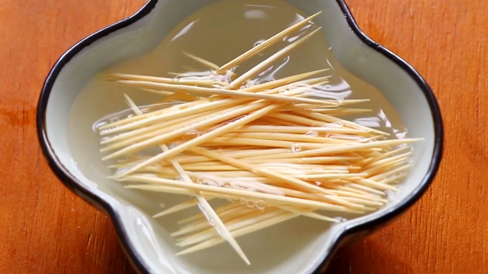 圖片[2]-【雞肉版牙簽肉】做法步驟圖 10元錢做一大盤 香辣過癮-起舞食譜網