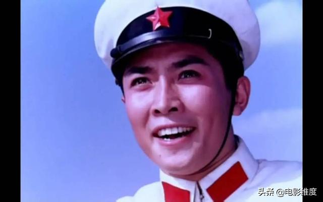 唐国强主演的电视剧，解放电视剧全集50（68岁唐国强：低调娶军医上位）