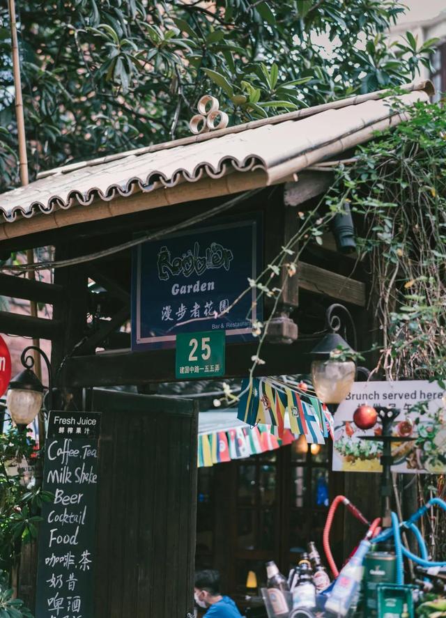 上海田子坊有什么好玩的，上海类似田子坊的地方可以逛的（救救田子坊！别让它消失）