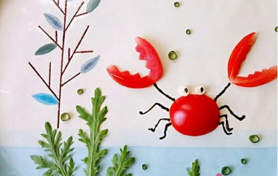 如何用苹果雕刻盘饰，苹果雕刻教程简单易学（颜值高的菜品更受消费者欢迎）