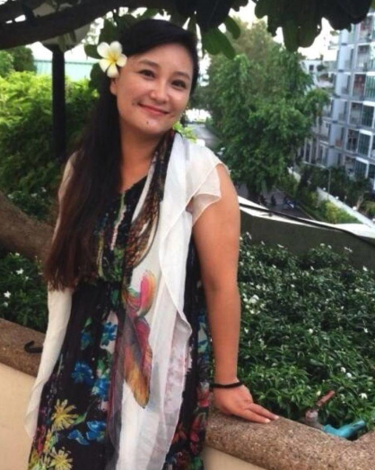 冯巩贾玲演的电影叫什么名字，贾玲和冯巩演的电视剧（李焕英》背后的悲伤故事）