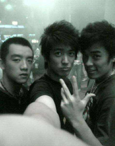 郑恺李小萌电视剧大全，郑恺老婆产后恢复身材棒