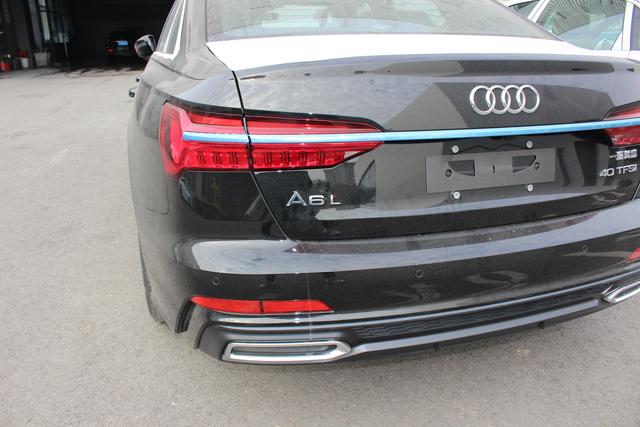 奥迪a6车钥匙，19款奥迪A6L车钥匙怎么拆开（奥迪A6L实拍）