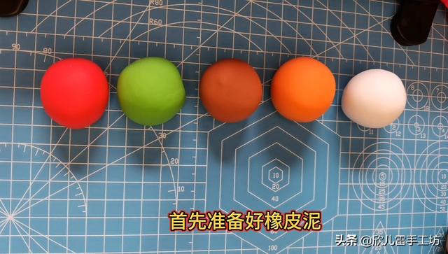 用橡皮泥做手工简单又好看，怎样用橡皮泥简单的制作创意美食之好吃的甜甜圈（简单好做手工黏土橡皮泥食物汉堡）