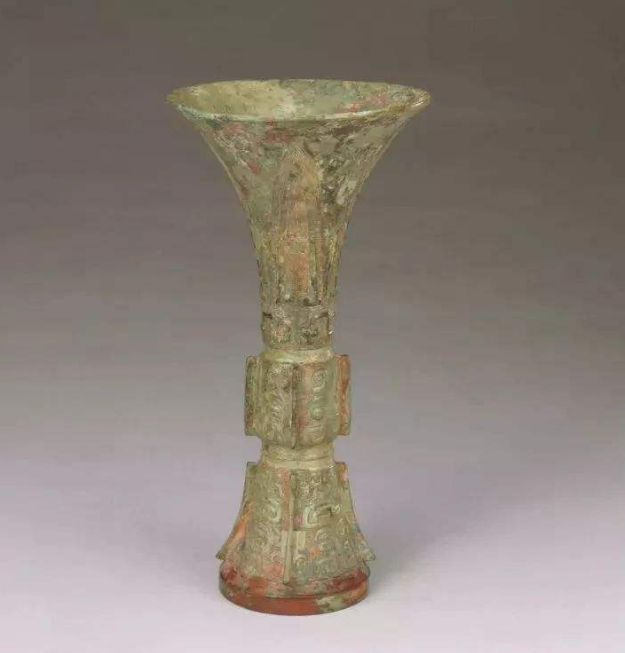 青铜器鉴赏，青铜器鉴赏论文2500字（古人也曾搞不懂——博物馆观赏指南）