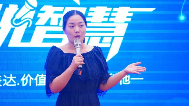 演讲的方法与技巧，演讲的方法与技巧有哪些（你能马上用得上的十个演讲技巧）