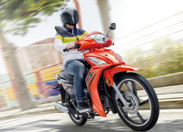 豪爵弯梁摩托车，豪爵摩托车价格表（豪爵省油代步弯梁车）