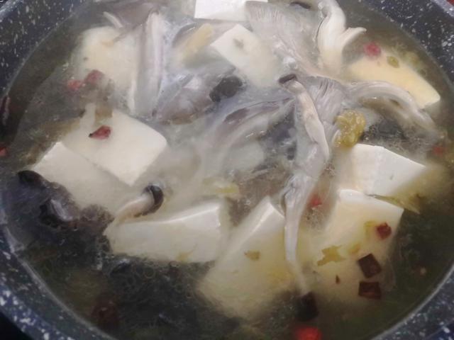 特色川菜重庆酸菜荤豆花的做法，特色川菜重庆酸菜荤豆花的做法大全（四川街头的平民美食荤豆花）