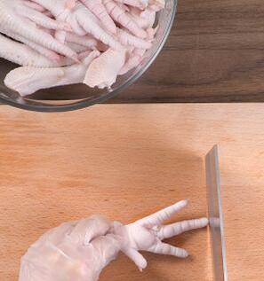 图片[2]-【脱骨鸡爪】做法步骤图 香糯软烂脱骨 连吃10只不过瘾！-起舞食谱网