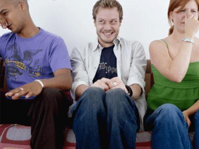 经常放屁是什么原因，经常放屁是什么原因造成的（经常放屁是不是肠道不好）